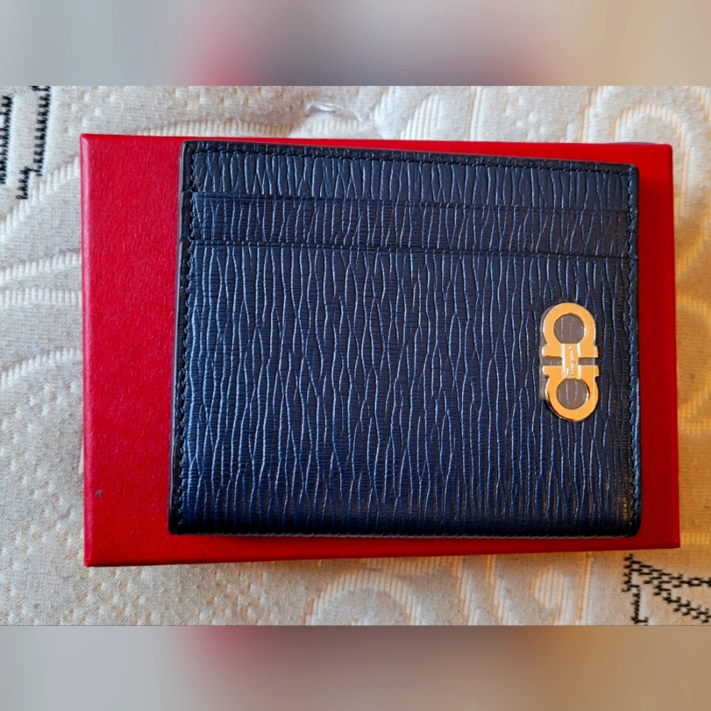 FERRAGAMO-Black Gancini Card Holder